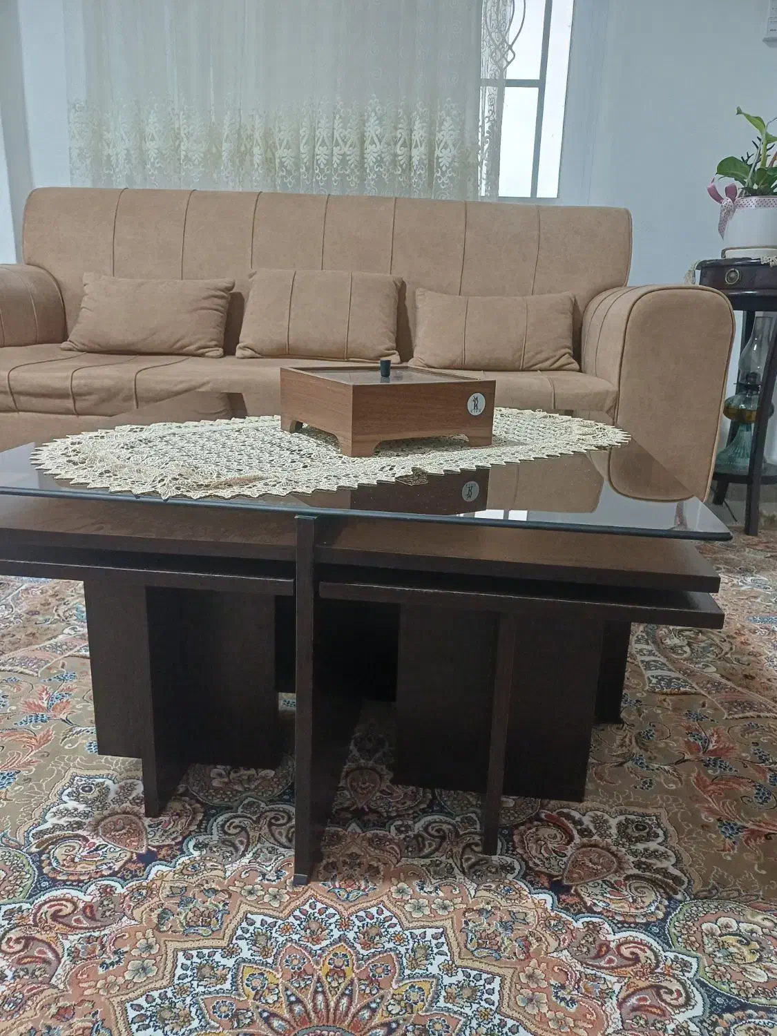 میز وسط با چهارعدد عسلی فروشی|مبلمان خانگی و میز عسلی|املش, |دیوار