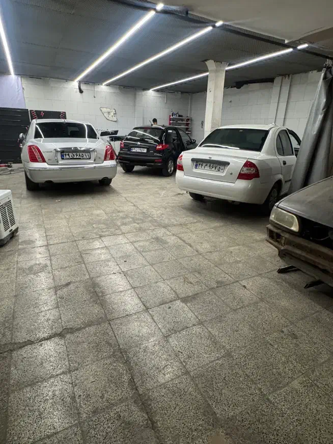 احیای رنگ واکس پولیش سمباده  سرامیک صافکاری pdr|خدمات موتور و ماشین|باقرشهر, |دیوار