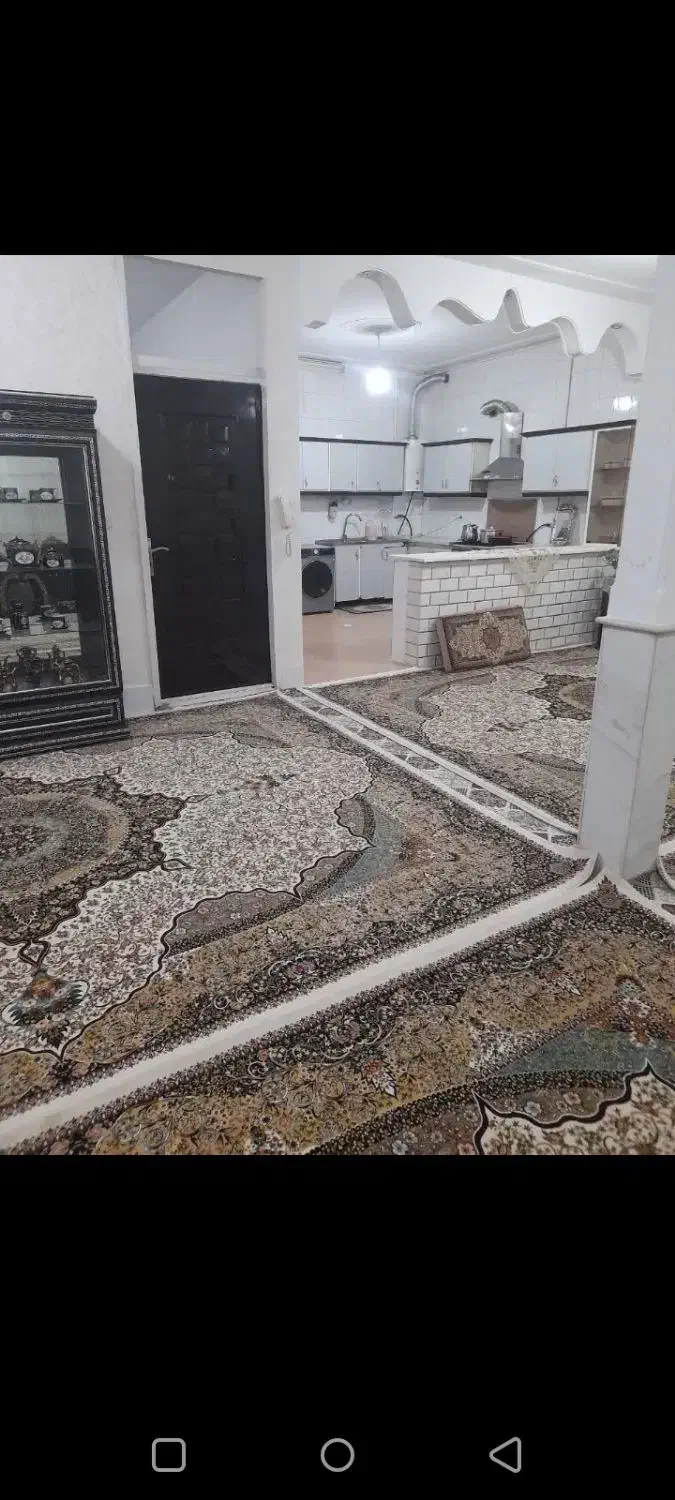 فروش فوری خانه ویلایی|فروش خانه و ویلا|سلفچگان, |دیوار