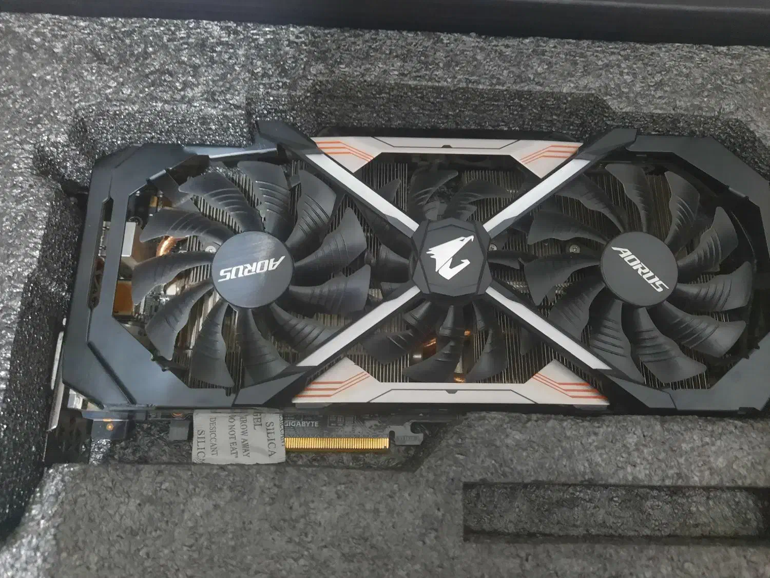 فروش کارت گرافیک GTX1080TI AORUS|قطعات و لوازم جانبی رایانه|اهواز, کیانپارس |دیوار