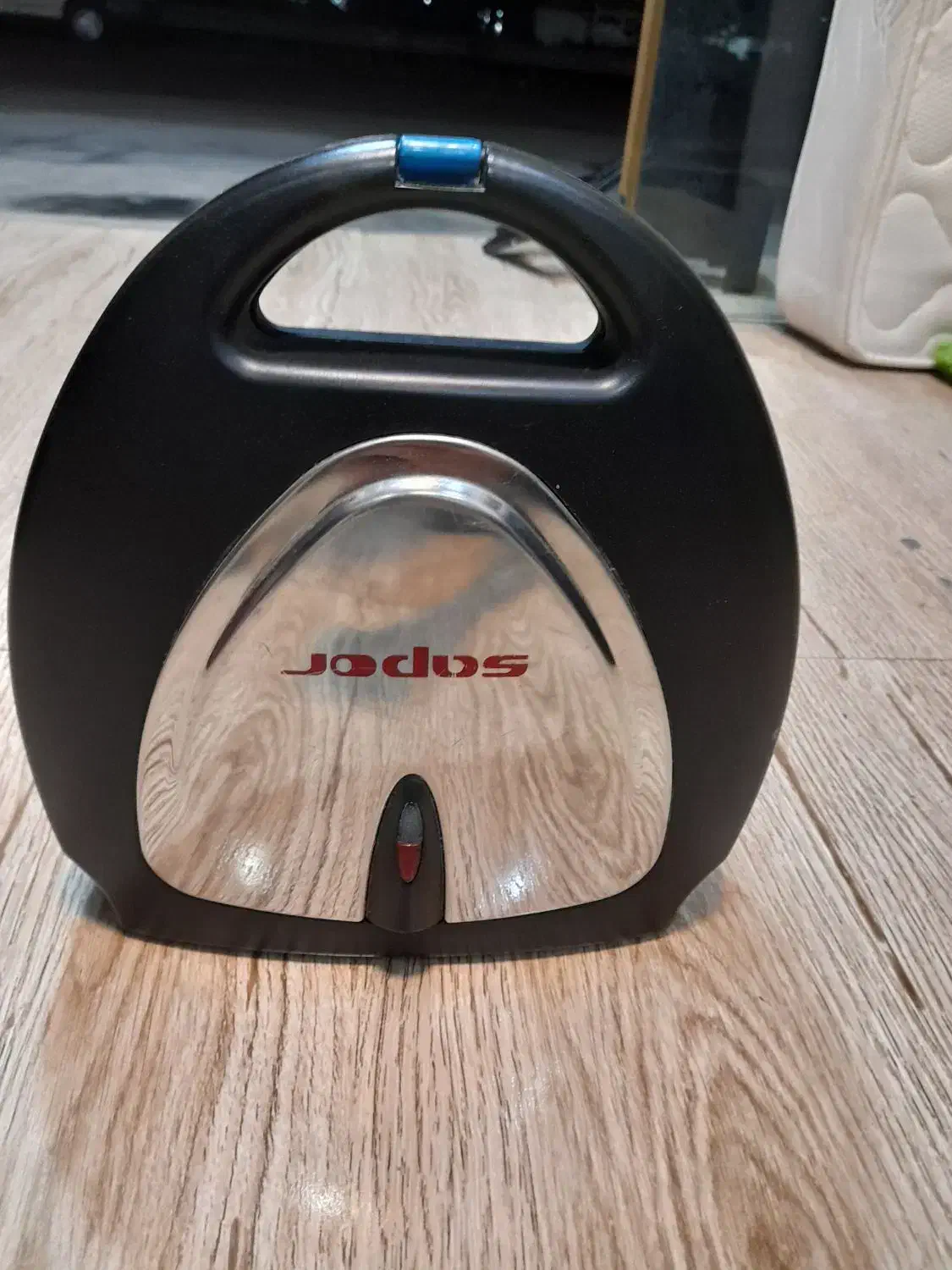 دو عدد ساندویچ ساز دونه ای یک تومان|اجاق گاز و لوازم برقی پختوپز|رشت, هلال احمر|دیوار