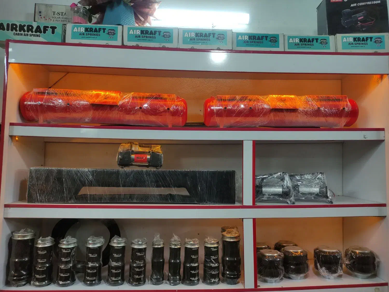 نصب انواع سیستم تعلیق ( پنوماتیک ) به صورت حرفه ای|خدمات موتور و ماشین|خرم‌آباد, |دیوار