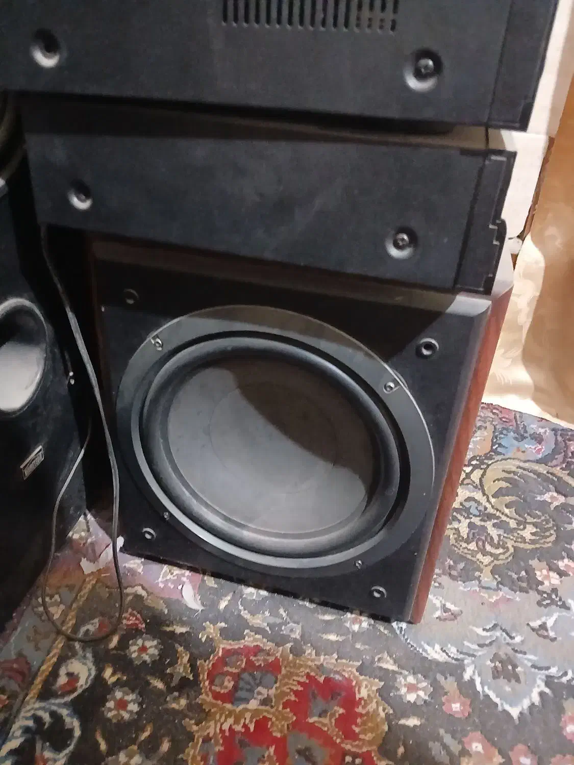 سیستم صوتی عالی صدا بمب|سیستم صوتی خانگی|شیراز, قلات|دیوار