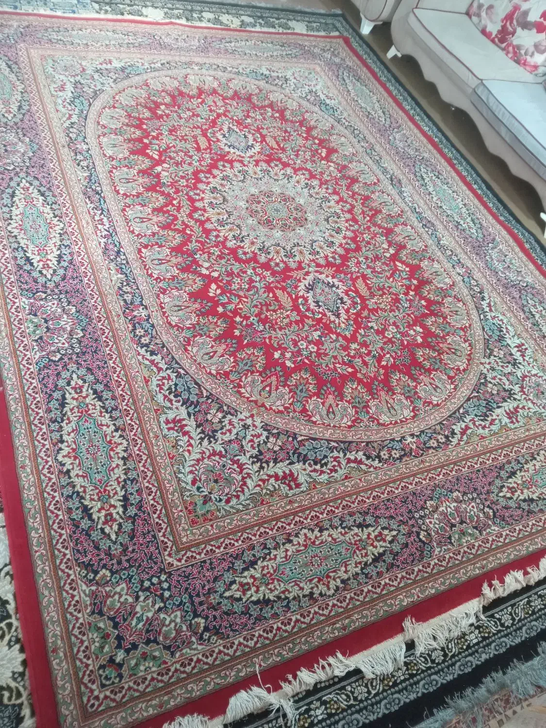 قالی نخی ۹ متری ۴ تومن|فرش|مسجد سلیمان, |دیوار