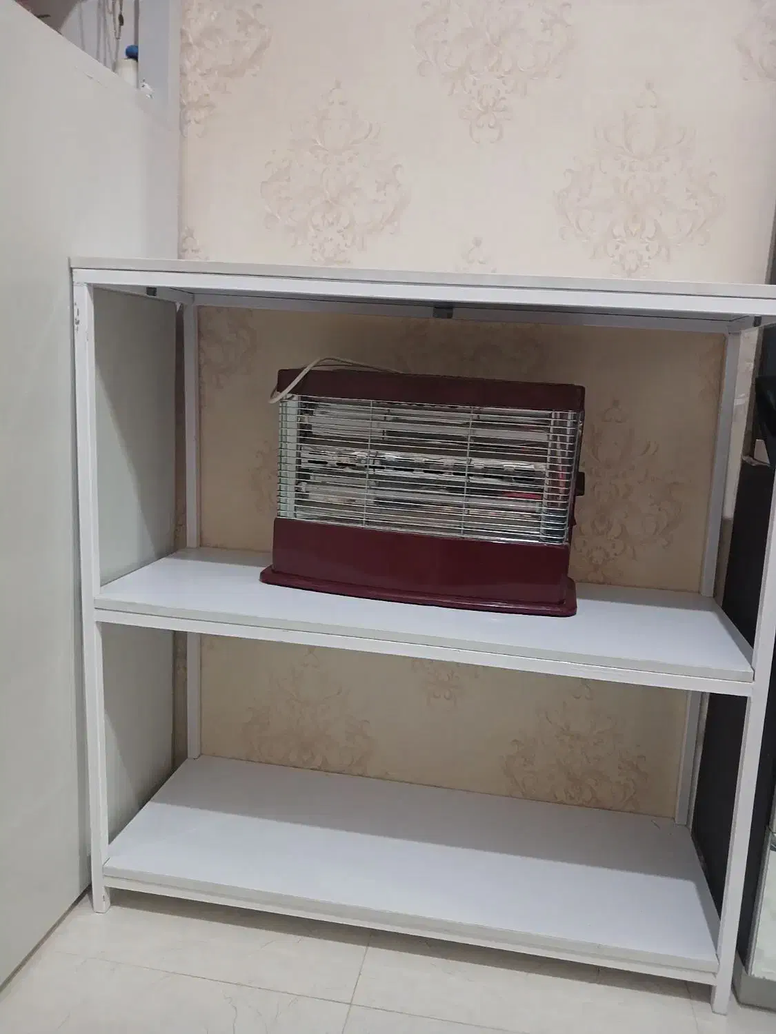 میز ۳ طبقه|کتابخانه، شلف، قفسه‌های دیواری|نوشهر, |دیوار