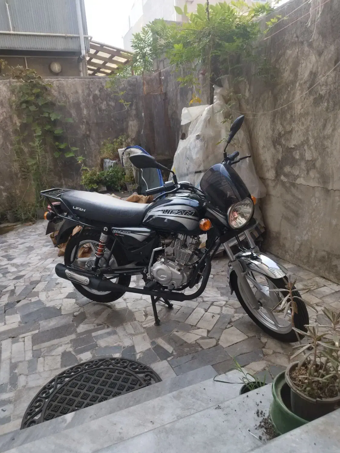 موتور۱۸۰|موتورسیکلت|بندر انزلی, لاله|دیوار