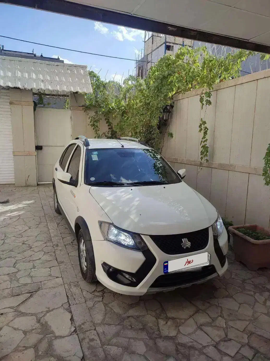 کوییک بدون رنگ مدل 403 درحد صفر|خودرو سواری و وانت|مشهد, امیریه|دیوار