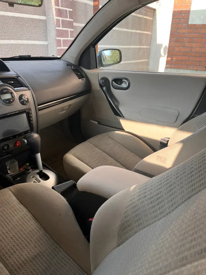 مگان۲۰۰۰ مدل۸۸|خودرو سواری و وانت|همدان, |دیوار