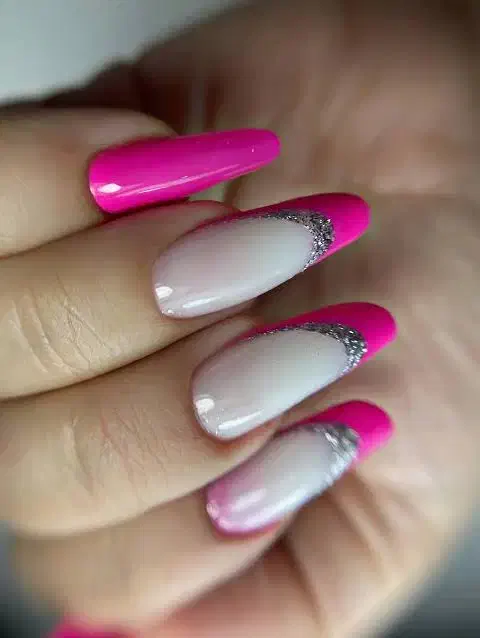 آموزش ناخن در نجف آباد و تیران و کرون|خدمات آرایشگری و زیبایی|نجفآباد, فردوسی شمالی|دیوار