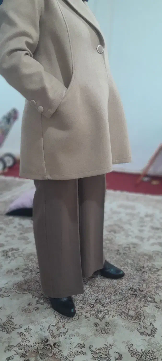 پالتو فوتر|لباس|رباطکریم, نصیرشهر|دیوار