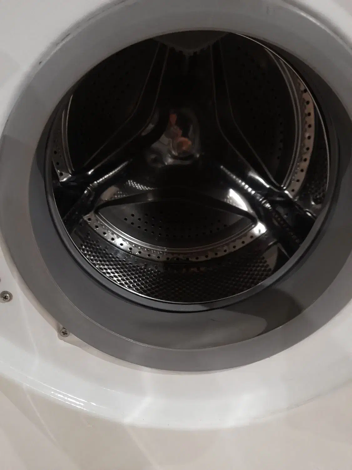 ماشین لباسشویی حایر|ماشین لباسشویی و خشککن لباس|لاهیجان, قیام|دیوار