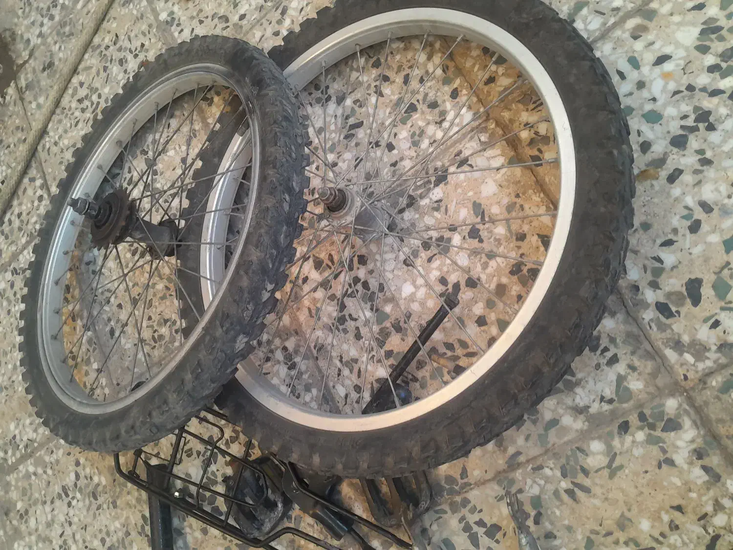 دوچرخه بیست لاستیک نو|دوچرخه، اسکیت، اسکوتر|خرمشهر, |دیوار