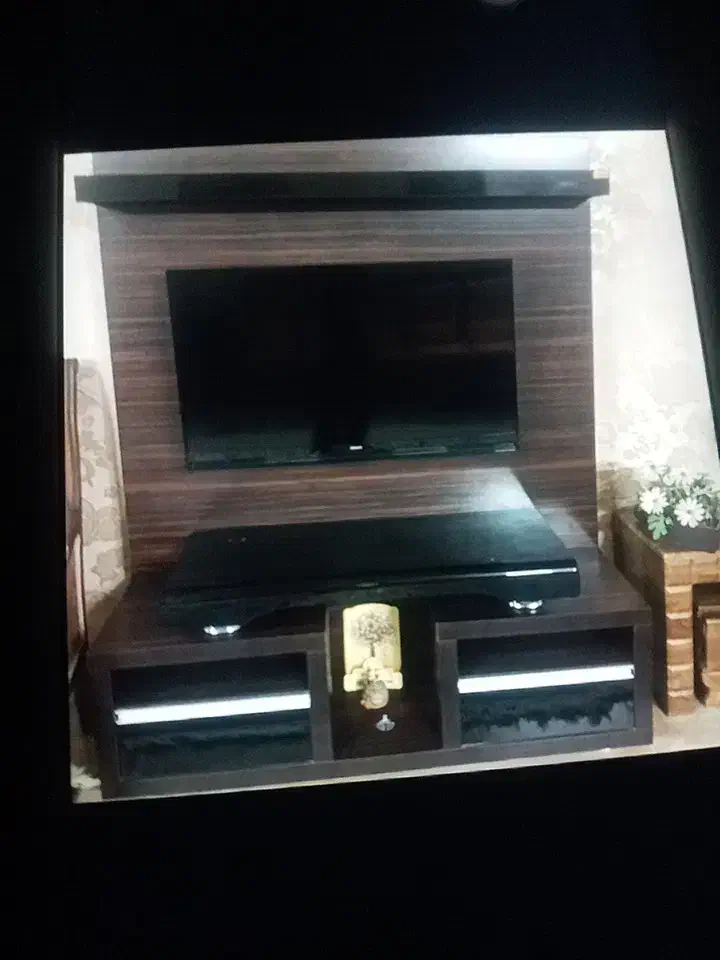 فروش دو عدد زیرتلویزیونی و دو عدد جاکفشی|میز تلویزیون|اصفهان, جلالیه|دیوار