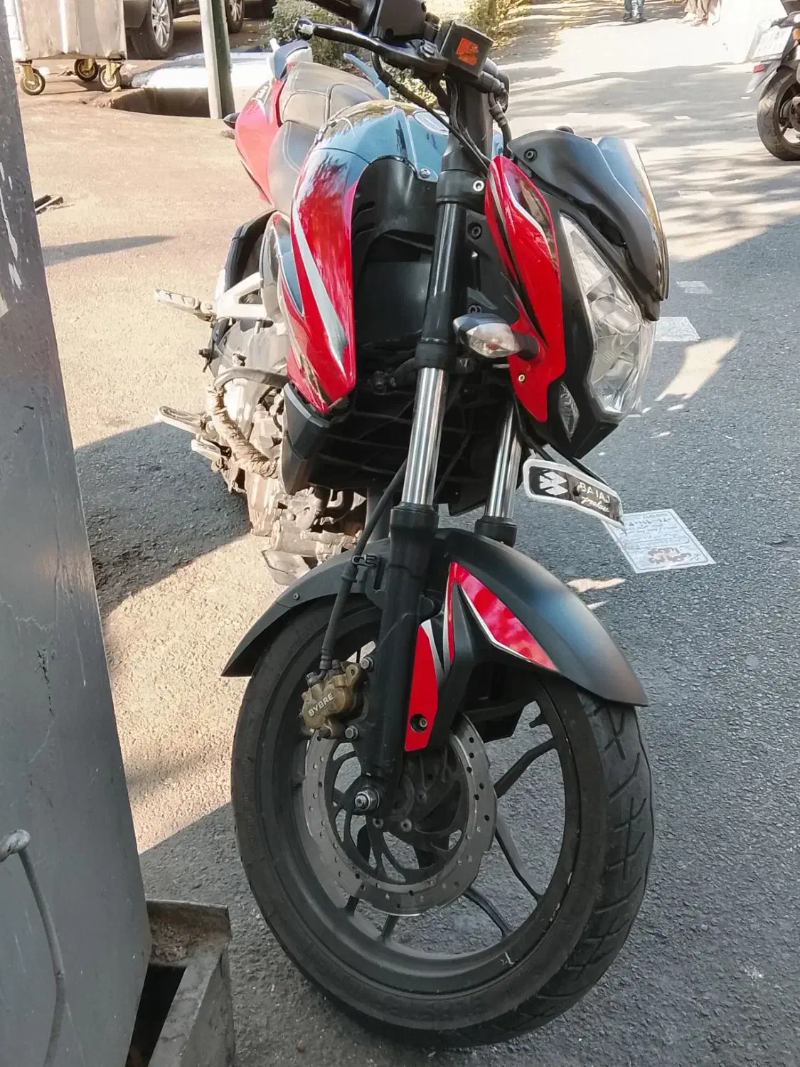 باجاج ان اس ۲۰۰ ns|موتورسیکلت|تهران, فلسطین (میدان انقلاب)|دیوار