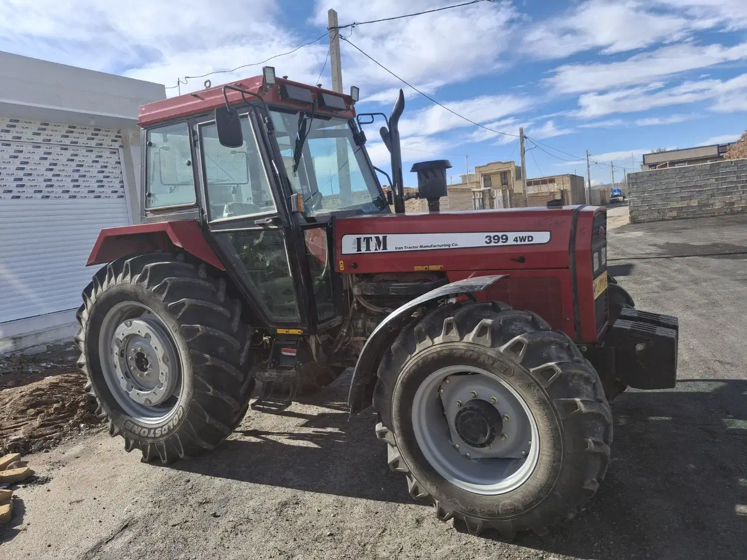 تراکتور ۳۹۹ جفت کابین دار|خودرو سنگین|چاهک, |دیوار