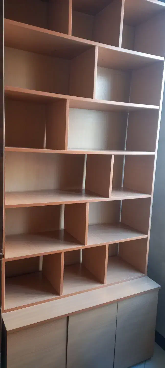 کتابخانه با کیفیت و کمد دار|کتابخانه، شلف، قفسههای دیواری|تهران, جوادیه تهرانپارس|دیوار