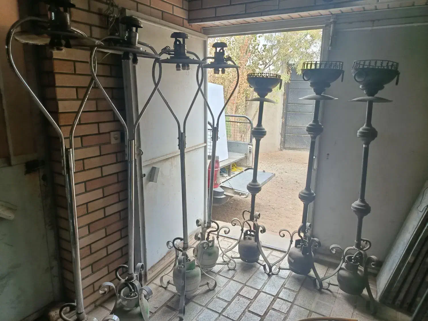 چراغ زنبوری مشعل روشنایی|کلکسیون اشیاء عتیقه|ری, شهید بهشتی|دیوار