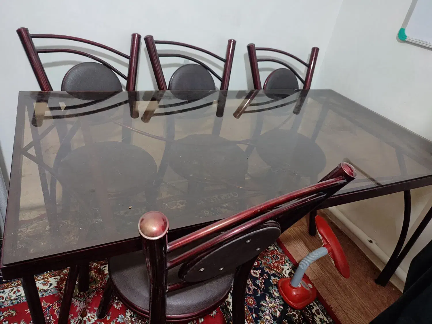 میز غذا خوری|میز و صندلی غذاخوری|ارومیه, |دیوار