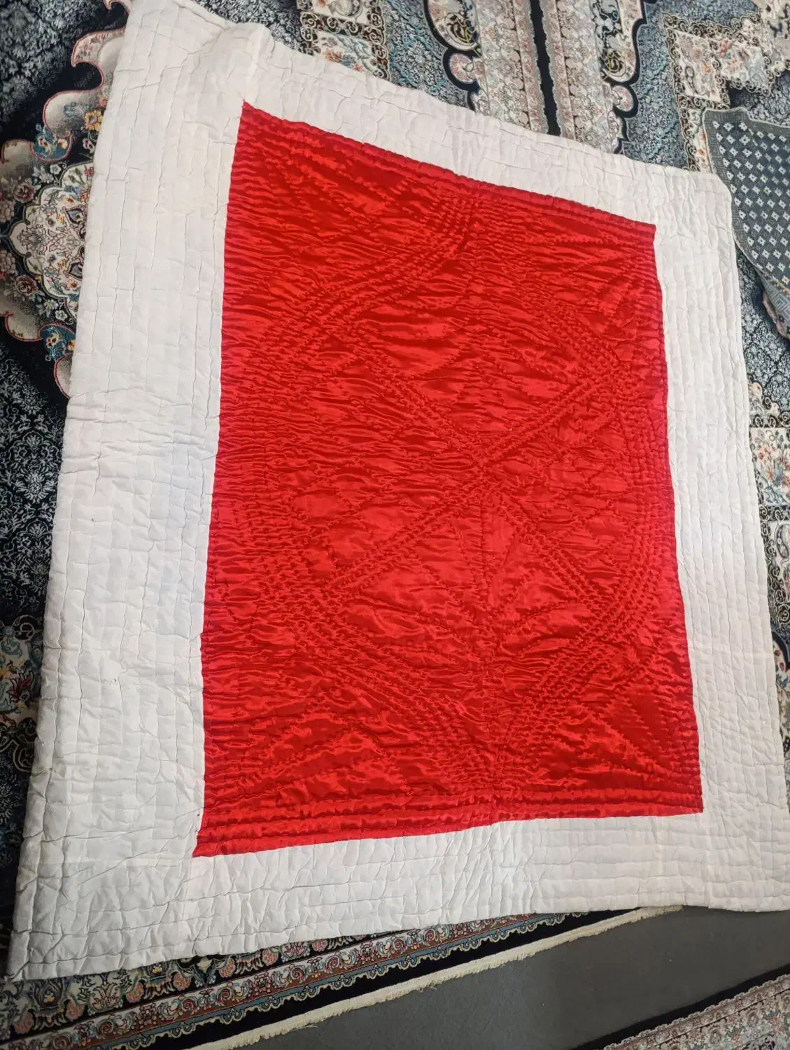 لحاف در حد نو|رختخواب، بالش، پتو|قرچک, زیبا شهر|دیوار