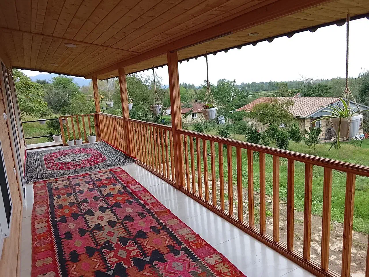 کلبه دیارا|اجارهٔ کوتاه‌مدت ویلا و باغ|شاندرمن, |دیوار