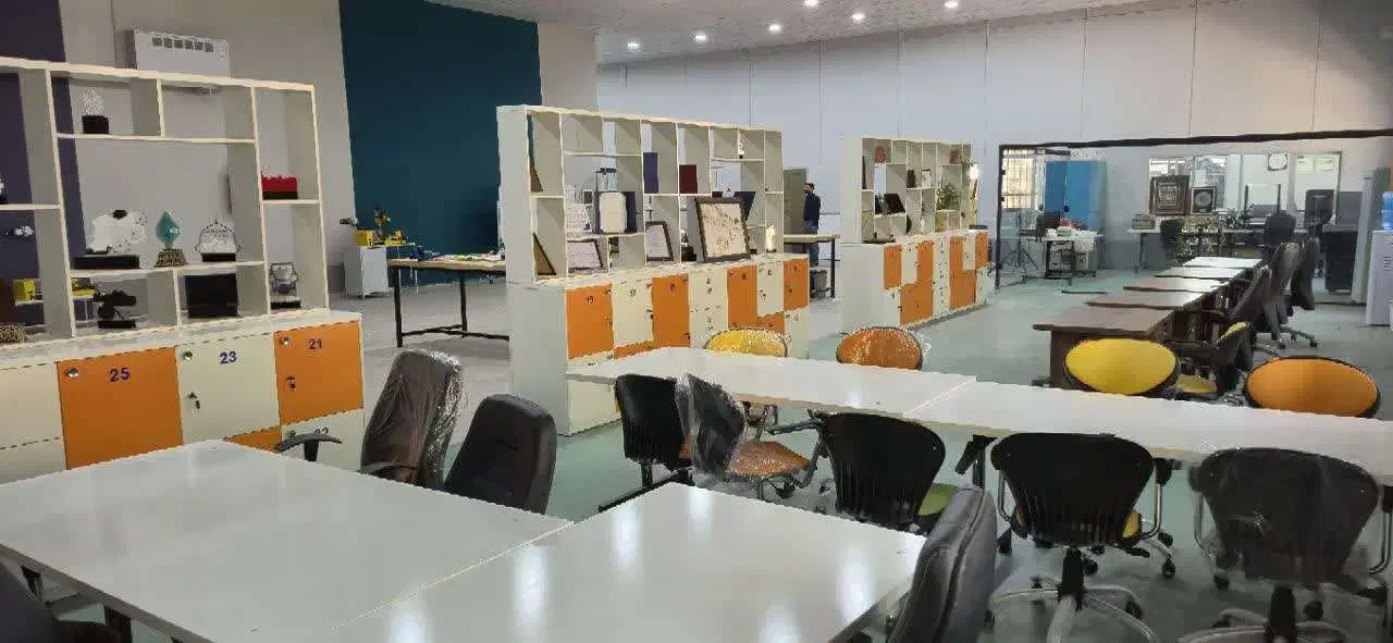 فضای کار اشتراکی در محیط دانشگاهی|اجارهٔ دفتر کار، اتاق اداری، مطب|مشهد, بهارستان|دیوار