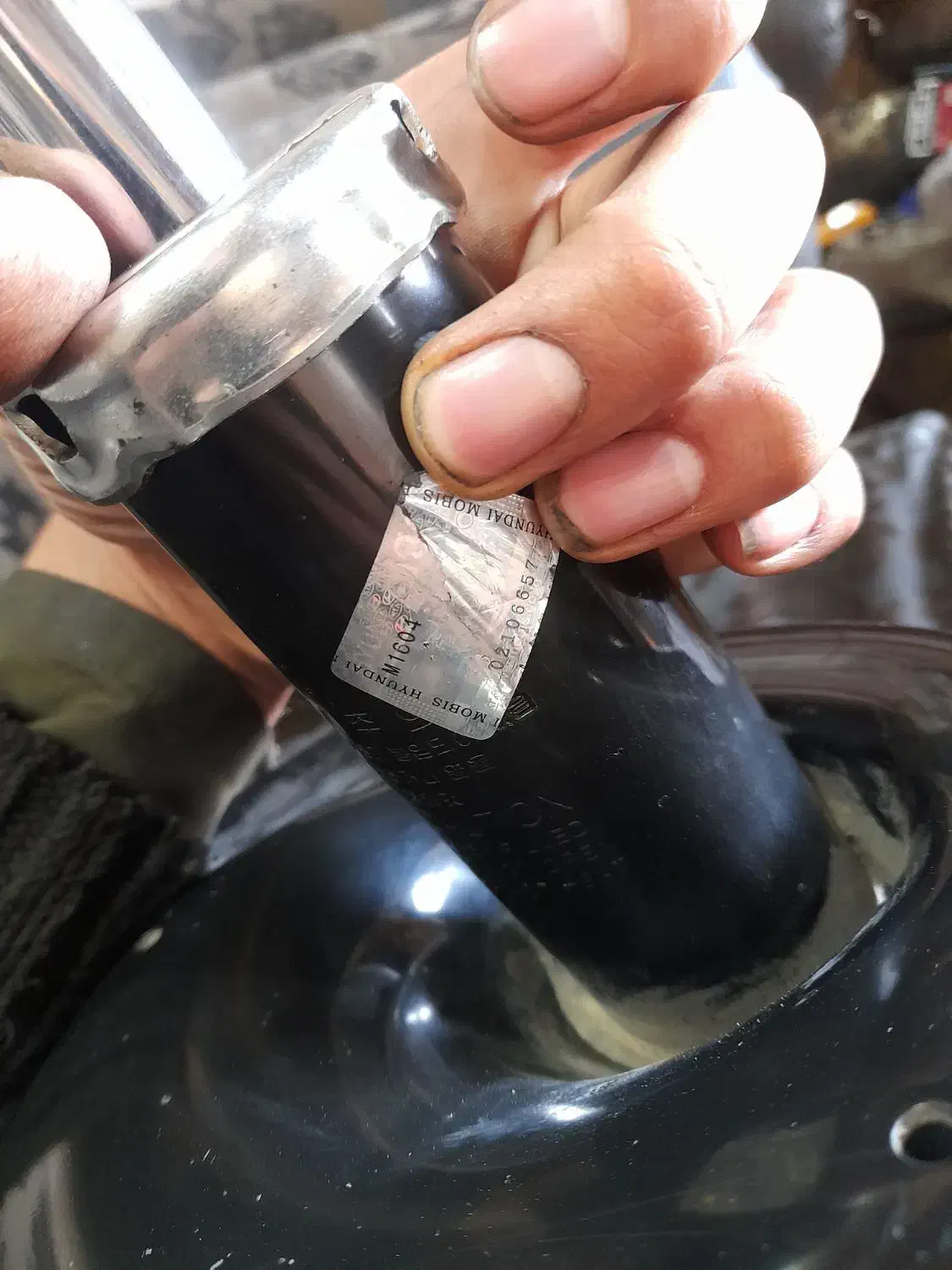 کمک جلو اصلی فابریک سمت راست سانتافه|قطعات یدکی و لوازم جانبی|پاکدشت, پاکدشت (مامازند)|دیوار