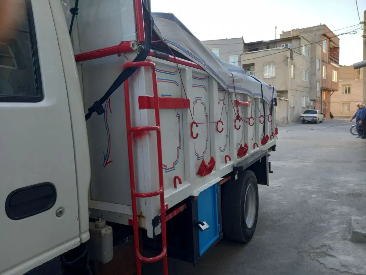 ایسوزومدل ۸۸. ۳تن|خودرو سنگین|مریوان, |دیوار