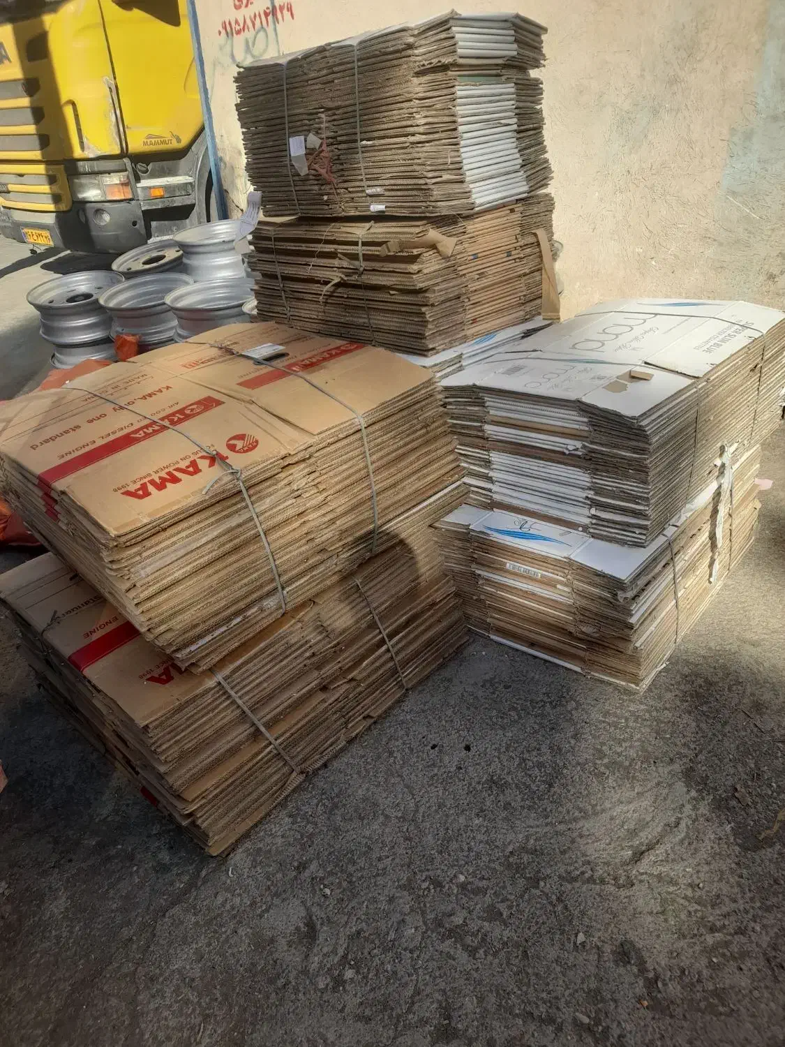 فروش انواع کیسه و کارتن خالی در حد نو|عمدهفروشی|سبزوار, میدان بار|دیوار