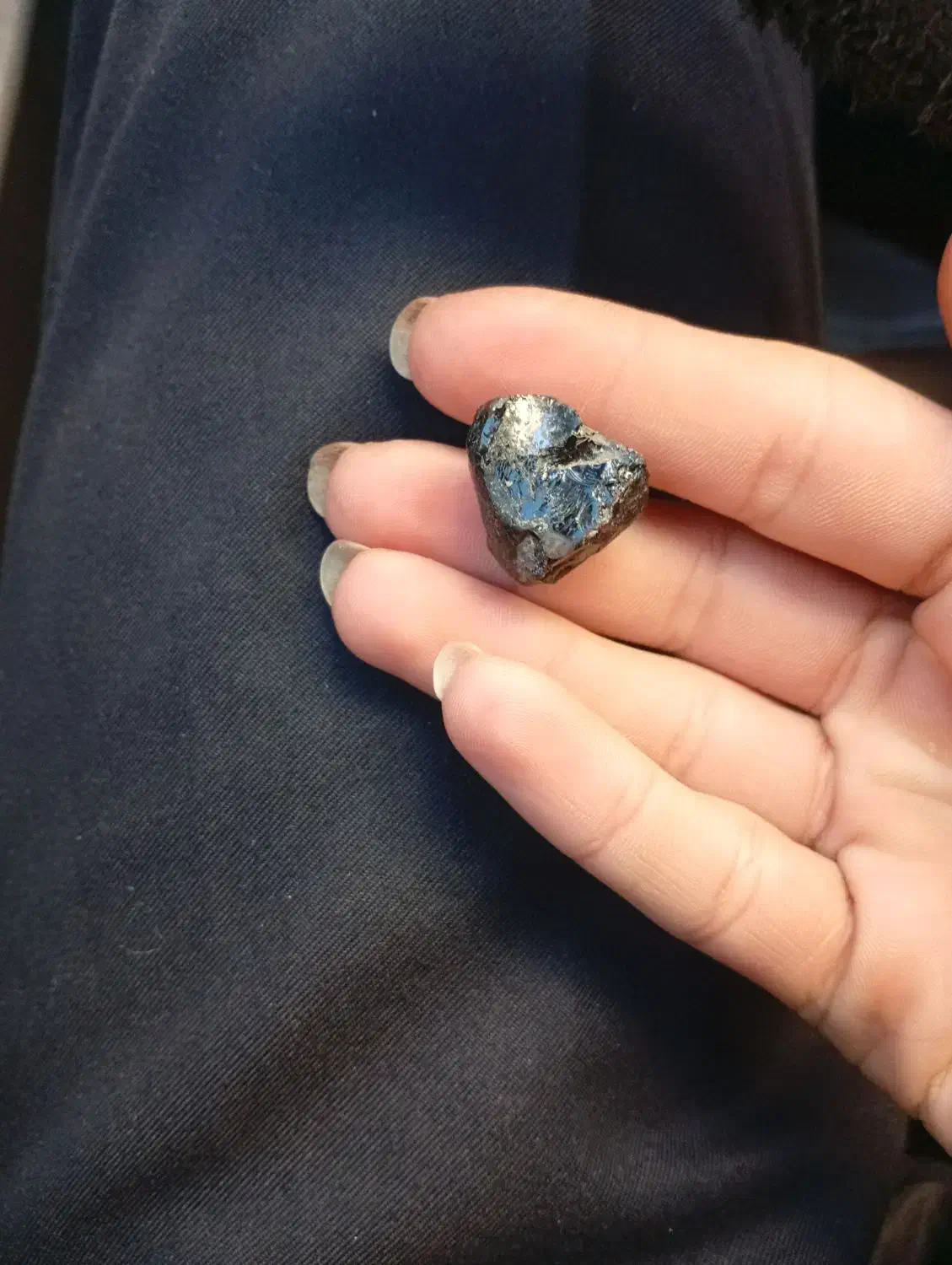 سنگ سیاه زیبا|جواهرات|اردبیل, |دیوار