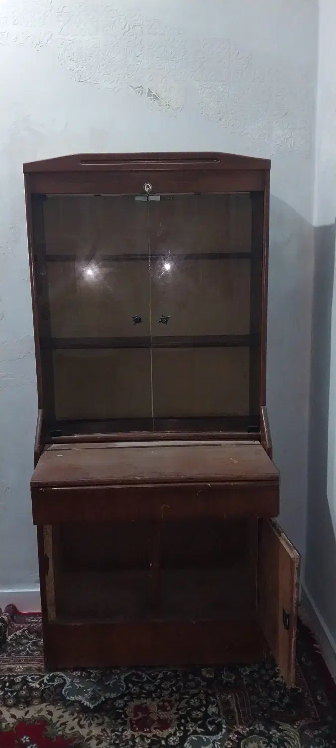 فروش کمد کتابخانه دست دو مستعمل|کتابخانه، شلف، قفسه‌های دیواری|بوشهر, |دیوار