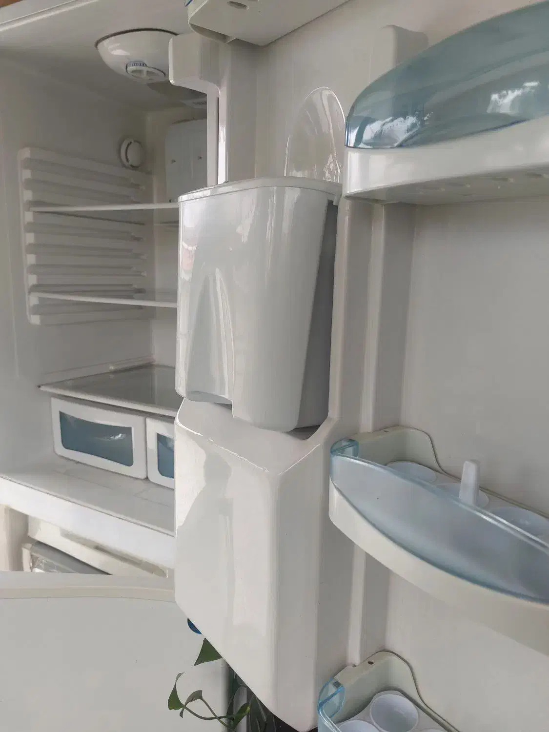 یخچال فریزر صنام ۴ کشو با آبسردکن کاملا سالم|یخچال و فریزر|سنگر, |دیوار