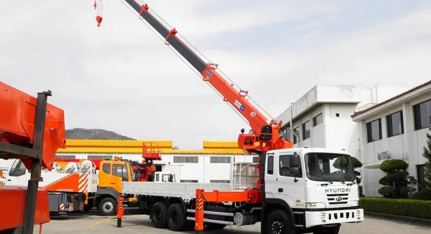 جرثقیل خاور 7 10 20 هفت ده بیست تن 31 متر آسانسور|خدمات حمل و نقل|مشهد, گلبرگ شمالی|دیوار