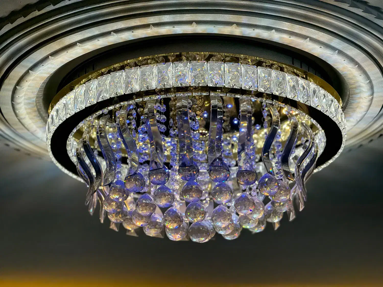 لوستر کریستال ریموت دار|لوستر و چراغ آویز|اراک, |دیوار