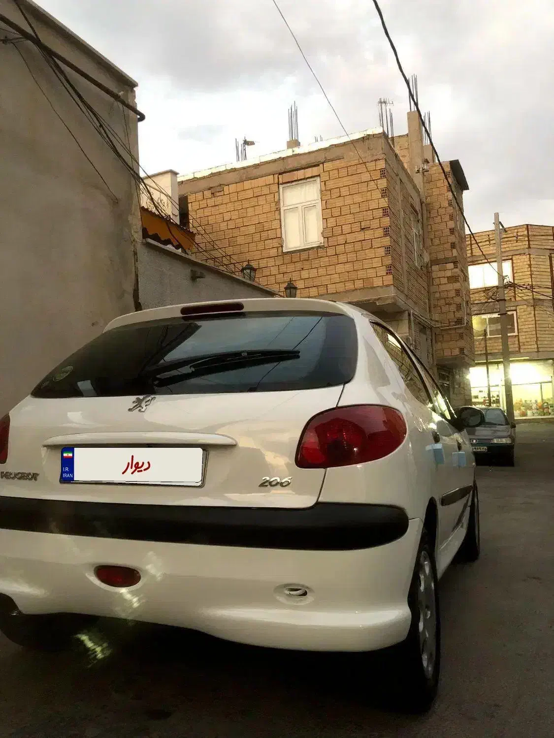 ۲۰۶درحد خشک اصل فرانسه|خودرو سواری و وانت|میانه, |دیوار