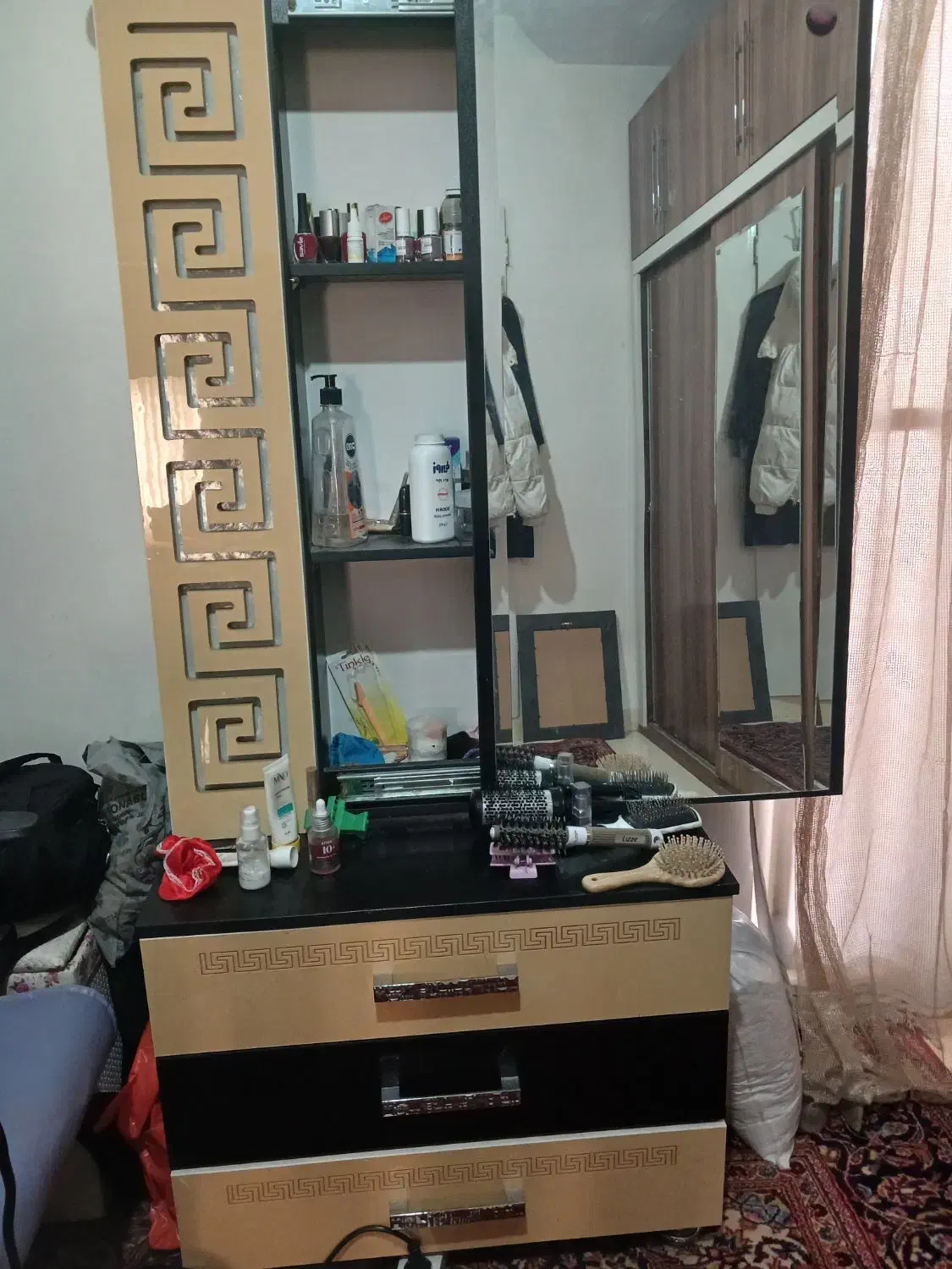 میز دراور|جاکفشی، کمد، دراور|کرج, فاز ۳ گوهردشت|دیوار