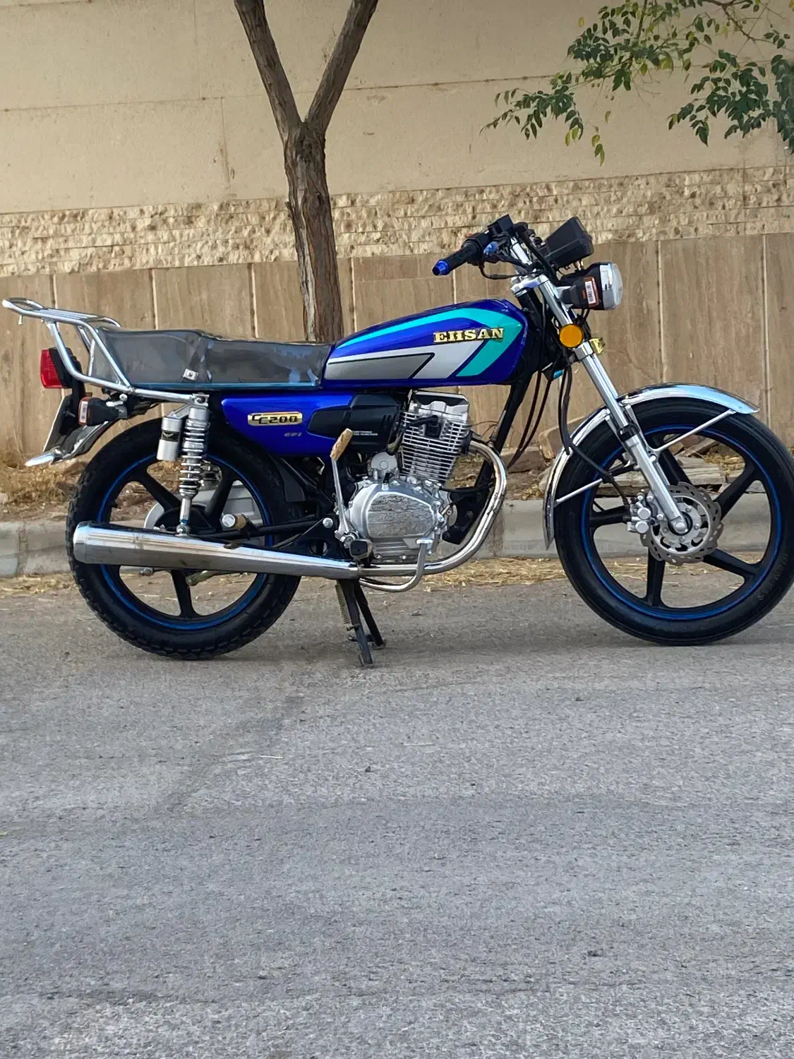 احسان ۲۰۰|موتورسیکلت|قائن, |دیوار