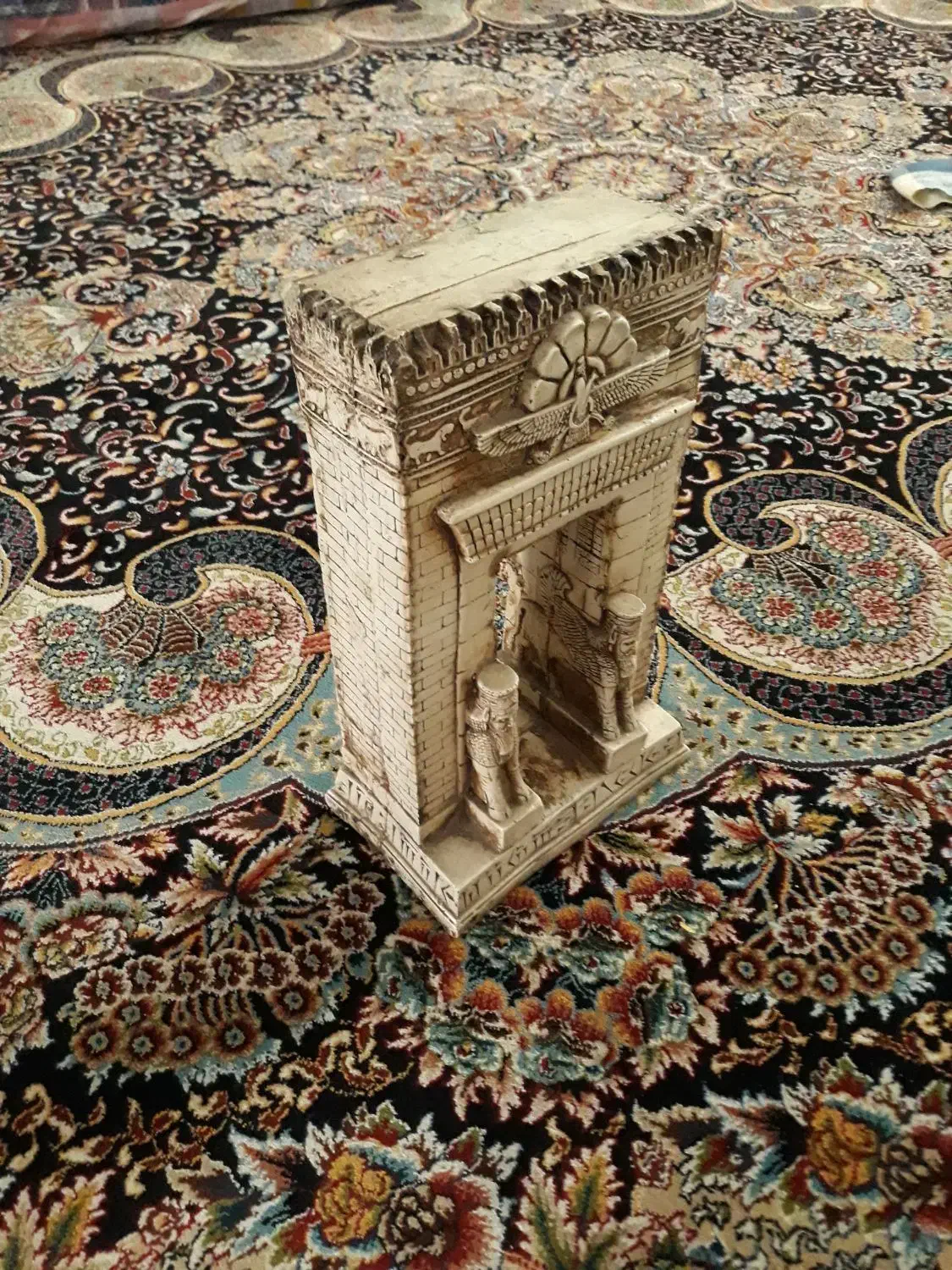 تندیس تخت جمشید|مجسمه، تندیس، ماکت|تهران, افسریه شمالی|دیوار