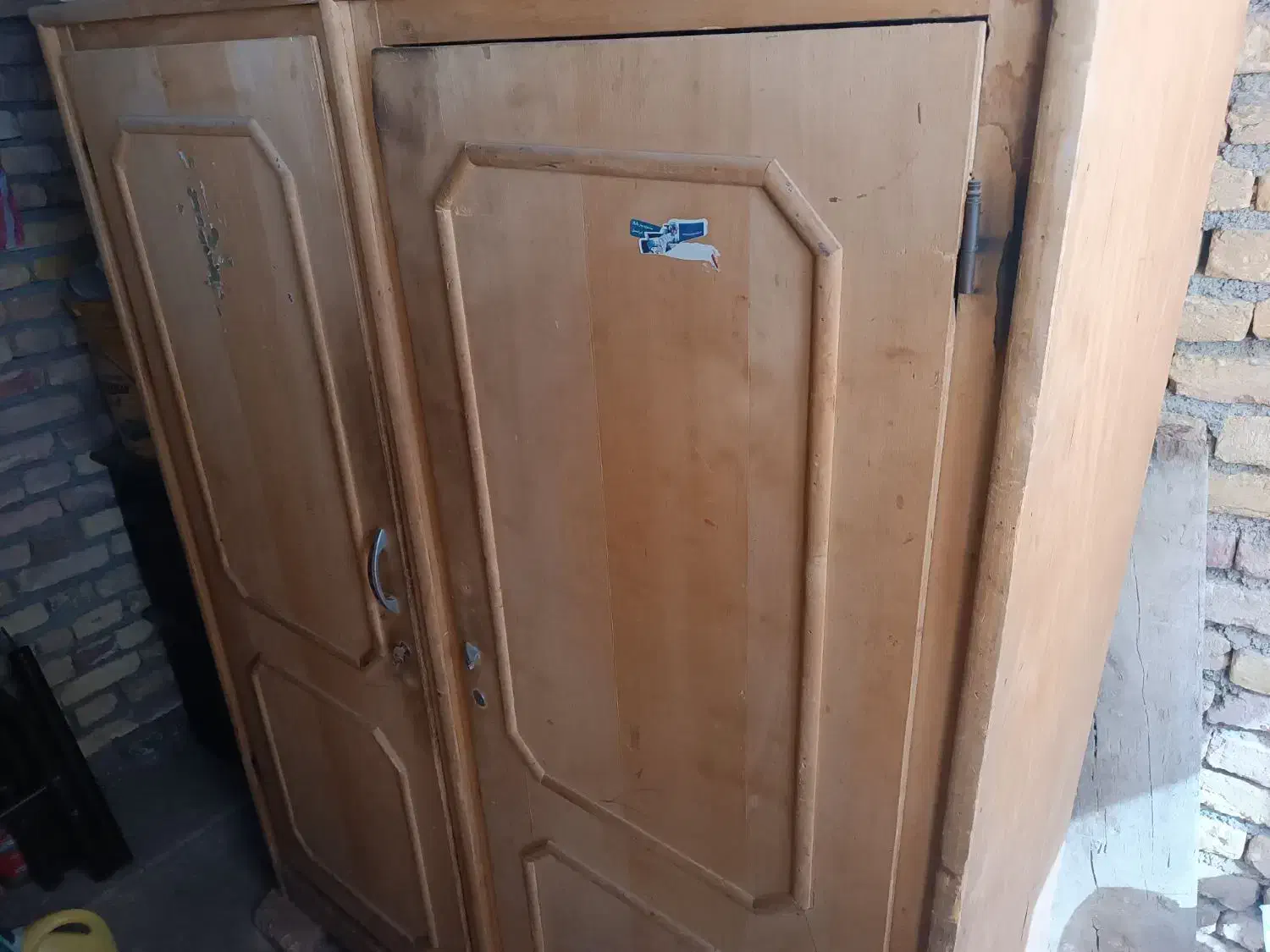 کمد|جاکفشی، کمد، دراور|شهرکرد, |دیوار