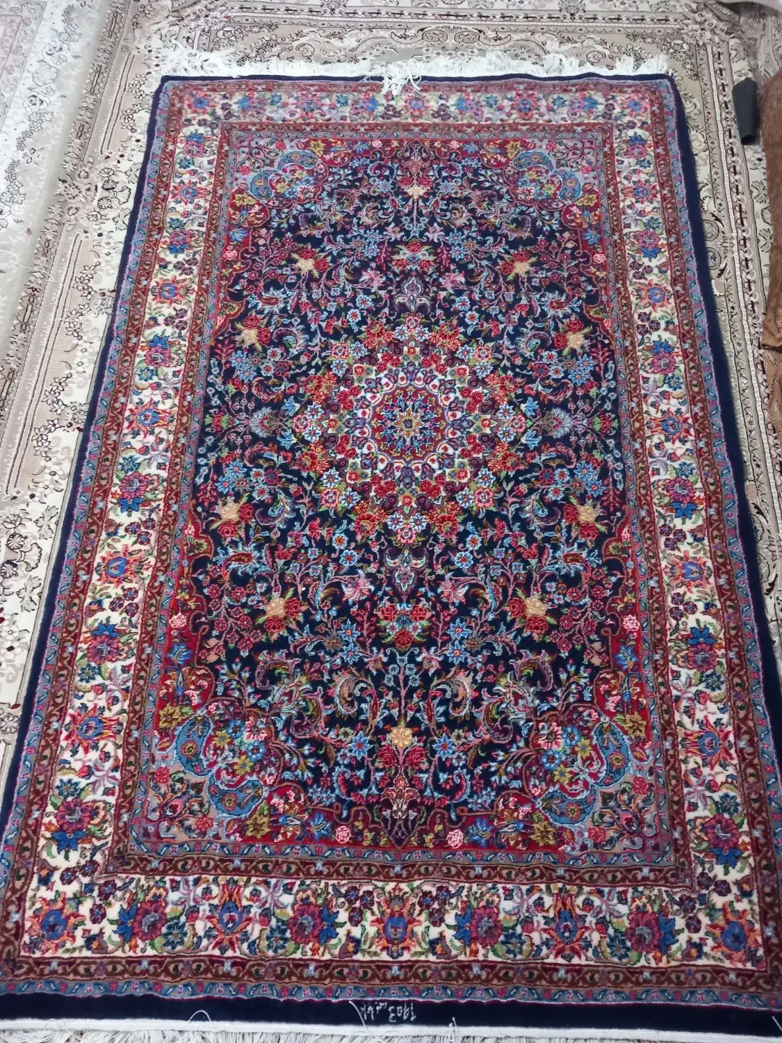 فرش ریزبافت گل ابریشم|فرش|نهاوند, |دیوار