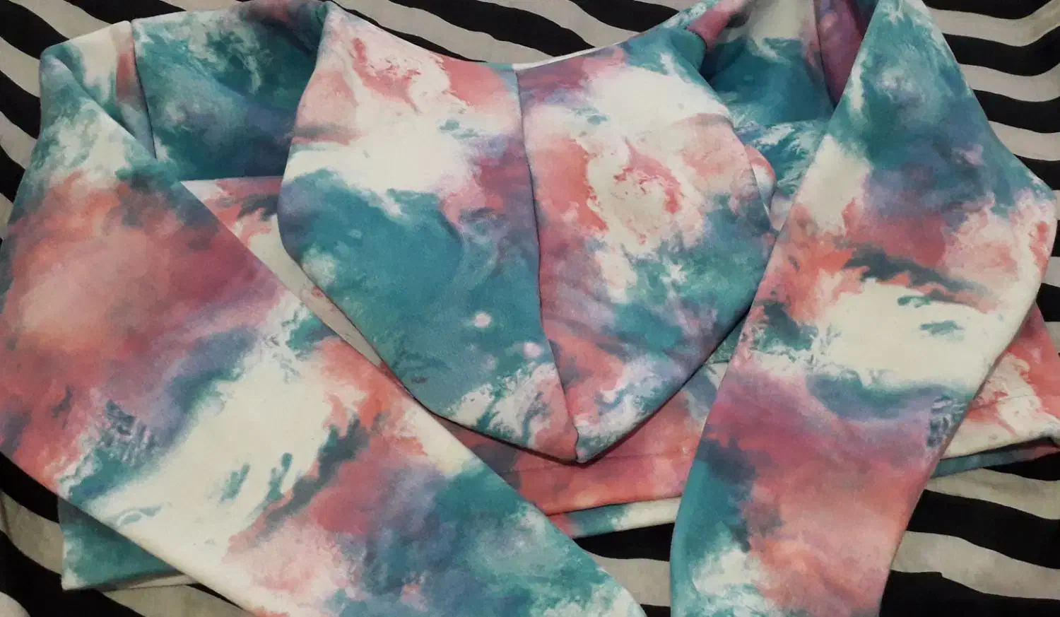 هودی|لباس|شاهینشهر, بنیاد ازدواج|دیوار