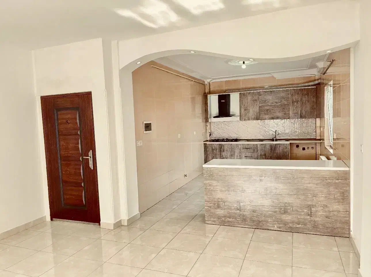 ۱۰۰متر / فول امکانات / ۴۵متری دانشگاه|اجارهٔ آپارتمان|لاهیجان, مهرگان|دیوار