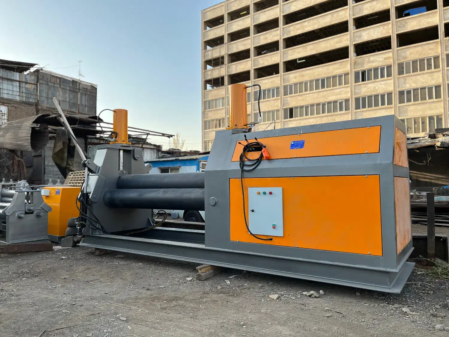 دنیای نورد دستگاه نورد ورق هیدرولیک|ماشینآلات صنعتی|تهران, شوش (باغ آذری)|دیوار