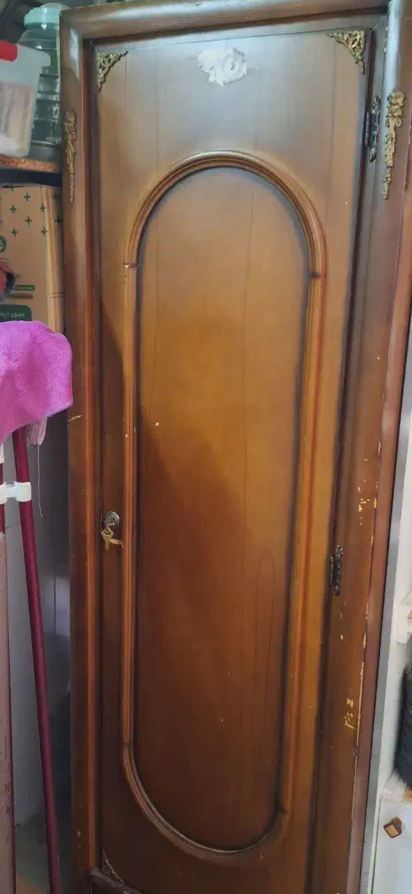 کمد چوبی|جاکفشی، کمد، دراور|اصفهان, بهارستان|دیوار