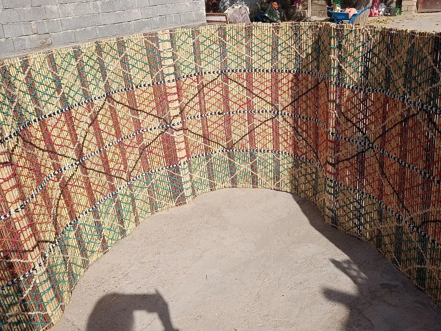 چیت|گلیم، جاجیم، گبه|صحنه, |دیوار