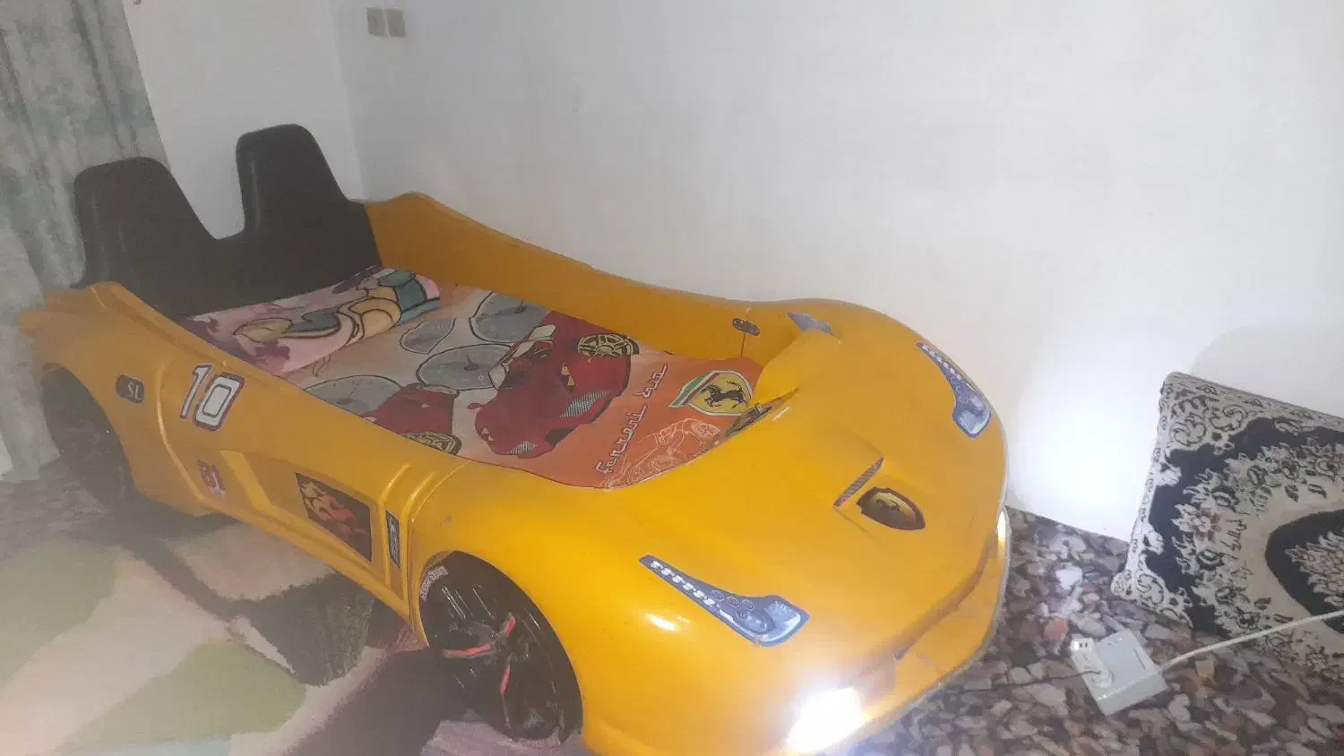 تخت ماشینی فایبرگلاس جذاب|تخت و سرویس خواب|فردوس (خراسان), |دیوار