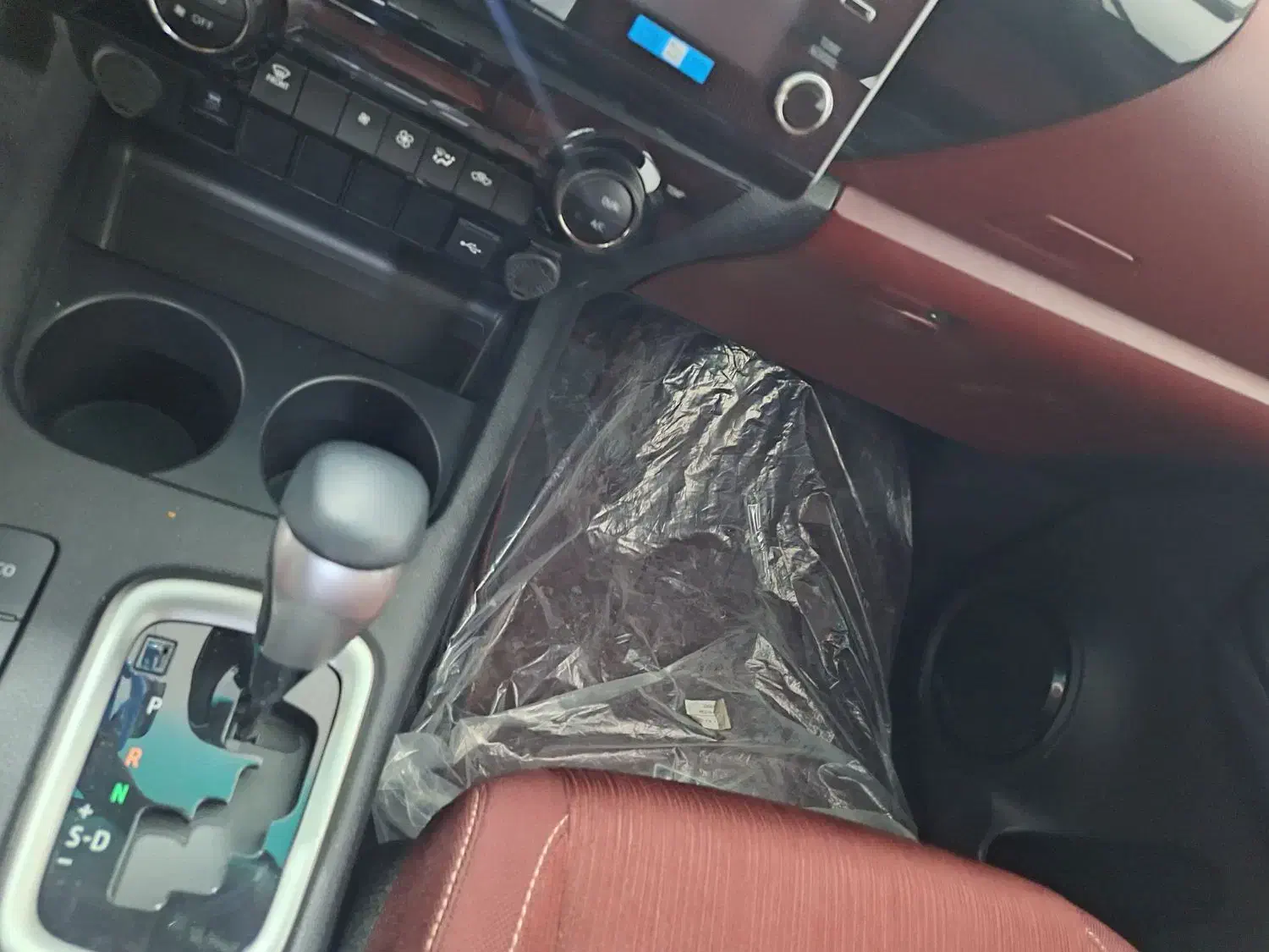 تویتا هالوکس ۲۰۲۵خشک عمان|خودرو سواری و وانت|بهبهان, |دیوار