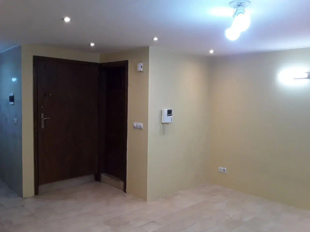 سوئیت ۵۰ متری همکف|اجارهٔ آپارتمان|اصفهان, شاهزید|دیوار