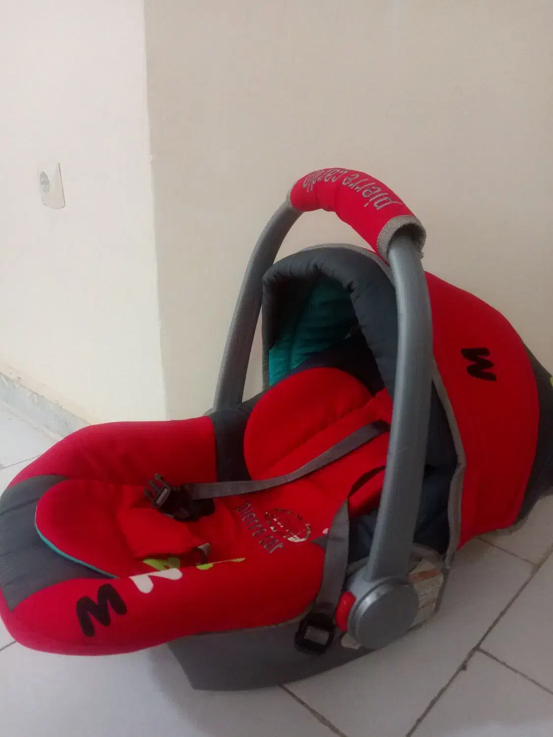 کریر|اسباب و اثاث بچه|کاشمر, |دیوار