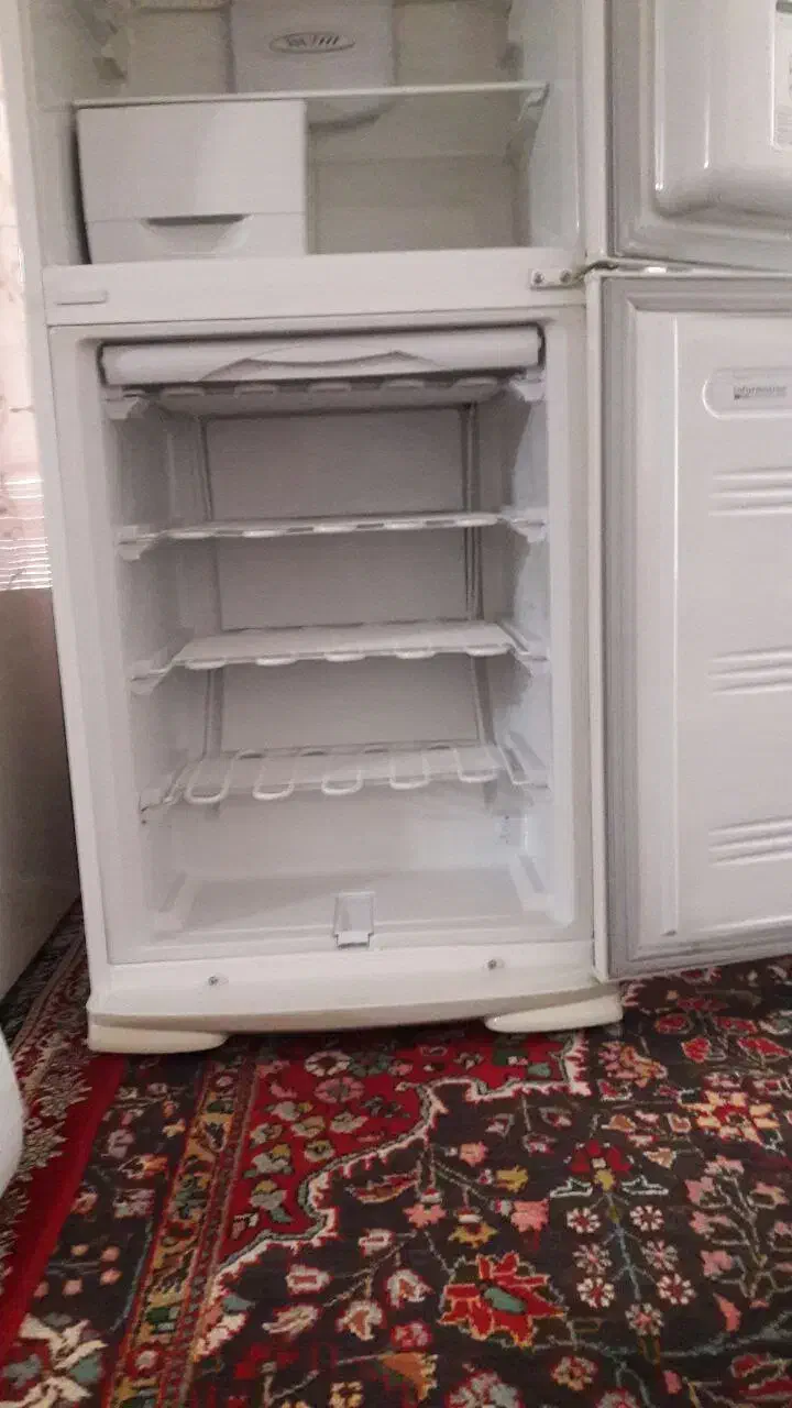 یخچال|یخچال و فریزر|خوی, |دیوار