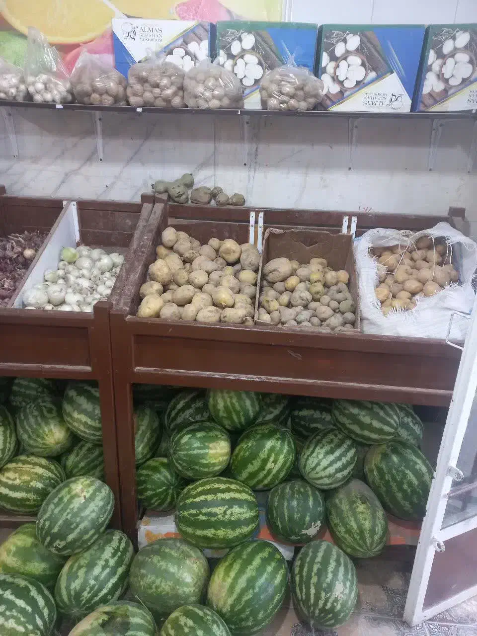 فروش کلیه لوازم میوه فروشی|فروشگاه و مغازه|شاهینشهر, گرگاب|دیوار